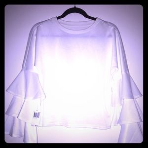 White Ruffle Sleeve Top. Size S. NWT!!